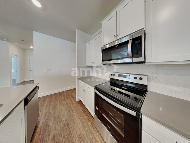 Building Photo - 5126 W White Ash Ct