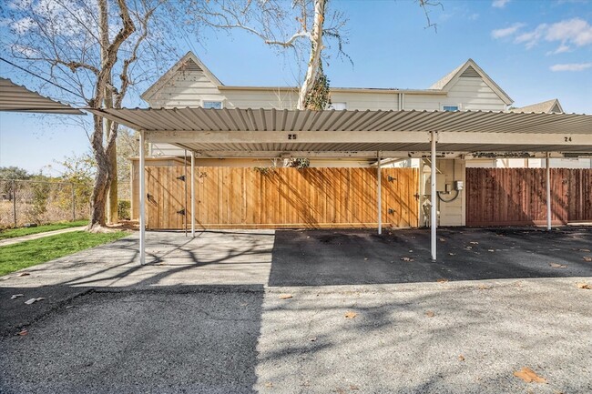 Building Photo - 14703 Barryknoll Ln