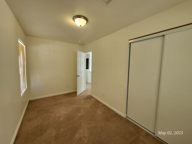 Building Photo - 6764 Grandview Ridge Ave