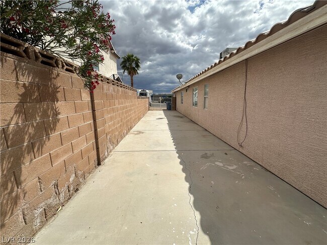 Building Photo - 6504 Eagle Creek Ln