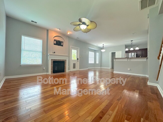 Building Photo - 4845 Chesney St NW