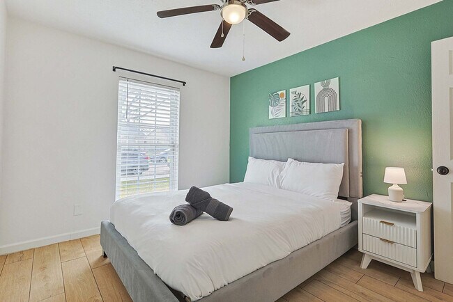 Building Photo - 5632 Terry St