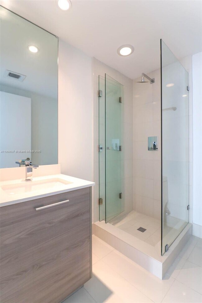 Building Photo - 1300 S Miami Ave