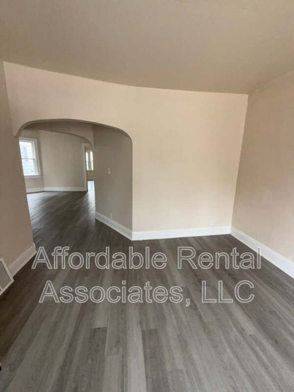 Building Photo - 2627A S 6th St