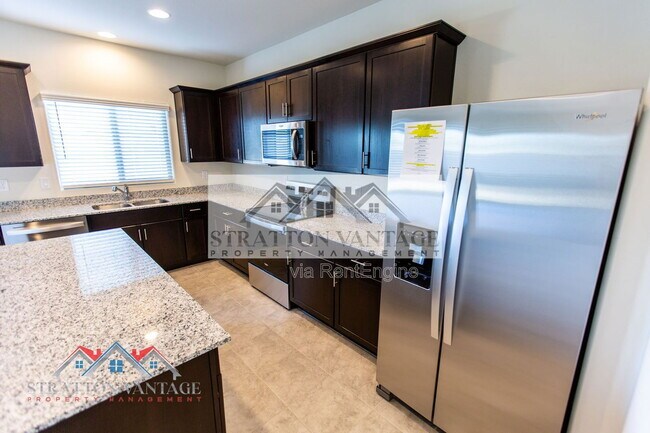 Building Photo - 24618 W Concorda Dr