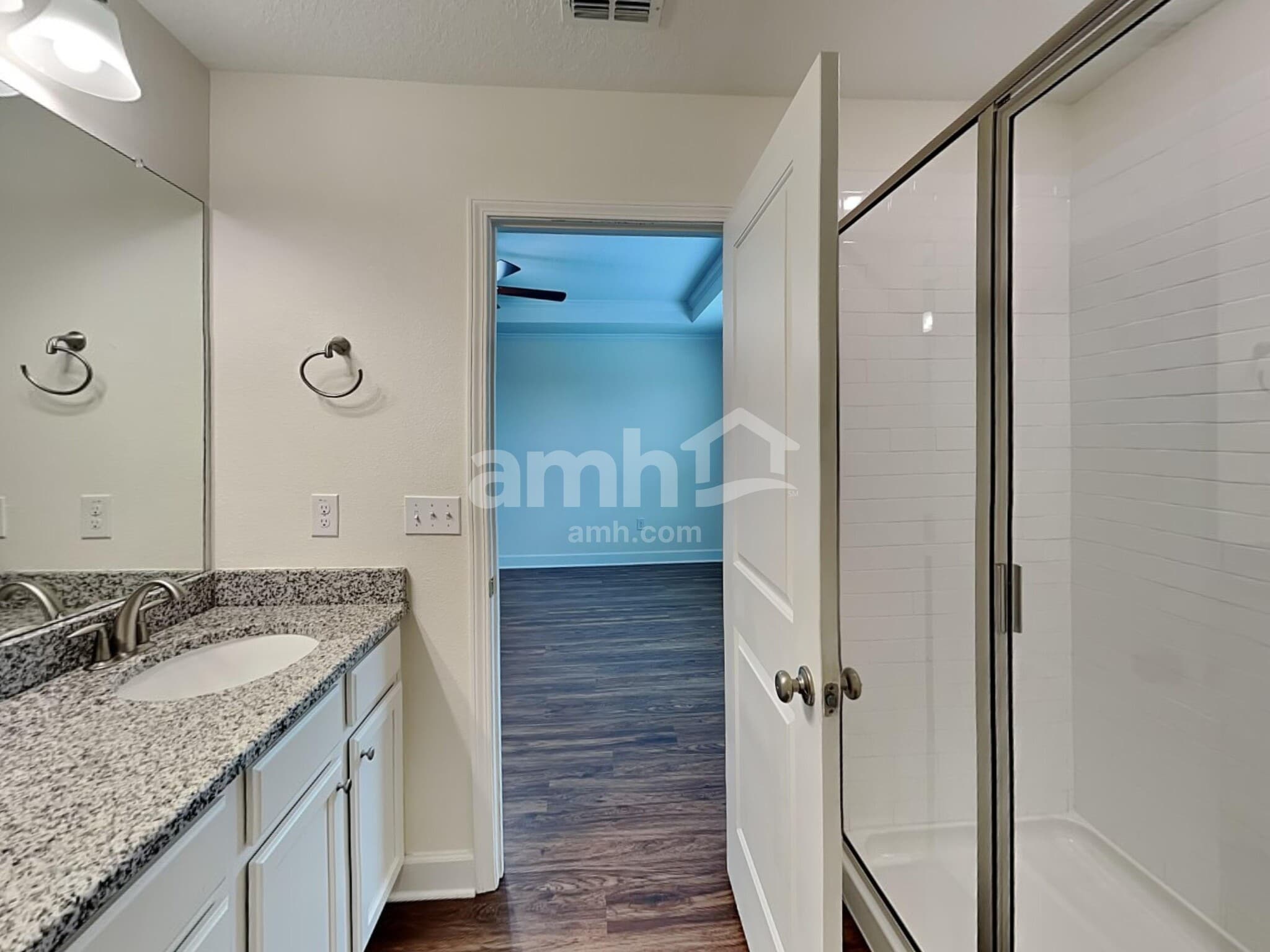 Building Photo - 4647 Reisswood Loop