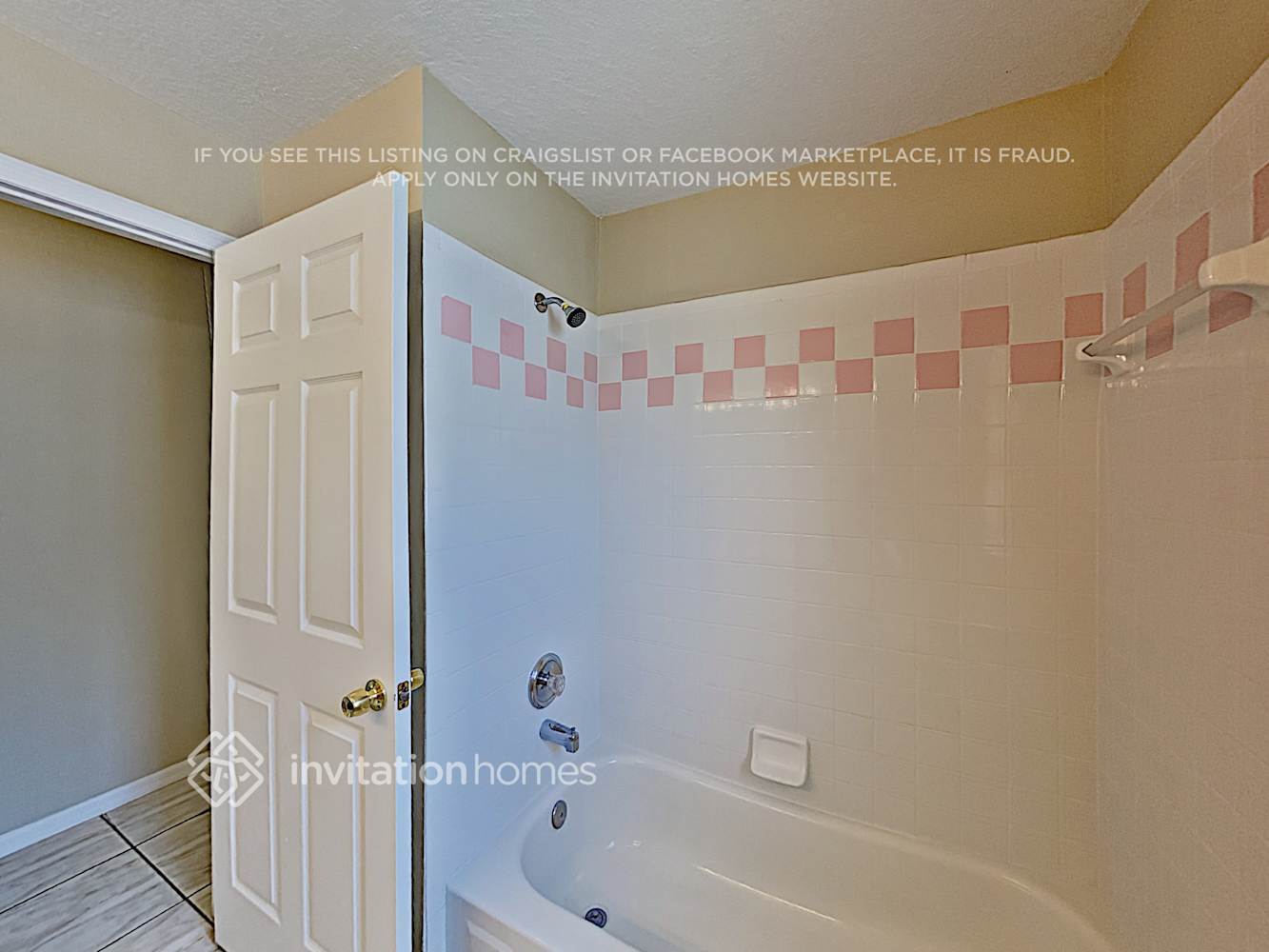 Building Photo - 106 Quiet Oak Ct