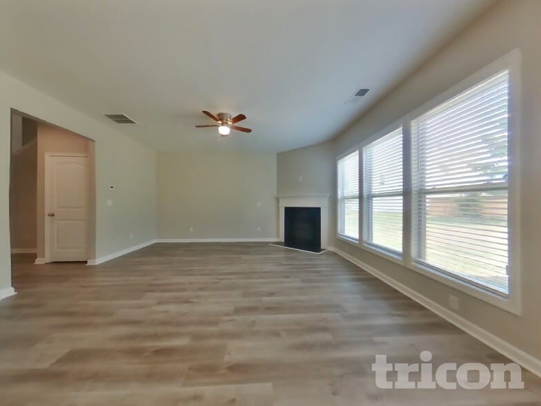 Building Photo - 3444 Baylor Cir