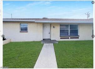 Building Photo - 328 Cape Coral Pkwy W