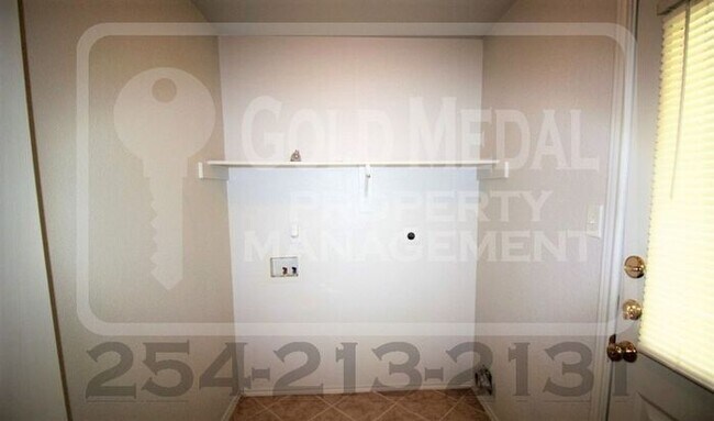 Building Photo - 2801-C Kerrville Ct – Cozy Comfort in Kill...
