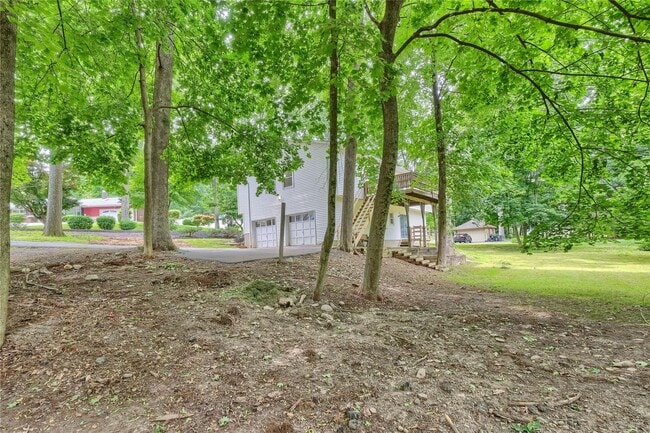 Building Photo - 58 Edgewood Dr