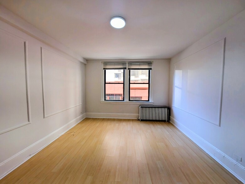 Building Photo - 1324 Locust St