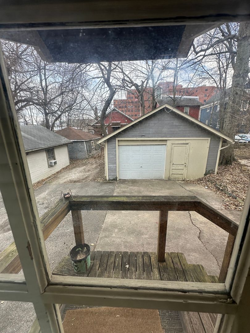 Building Photo - 3256 Glendora Ave