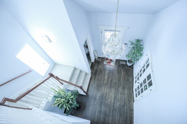 Building Photo - Spacious 5 Bedroom Home In Jenks West School District!