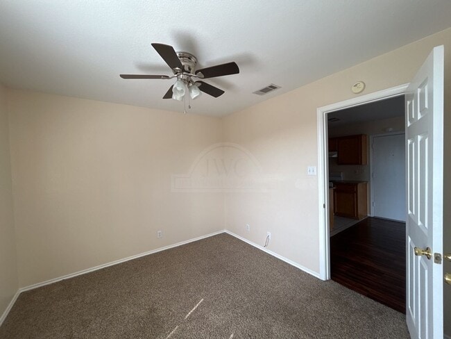 Building Photo - 908 McDaniel Cir