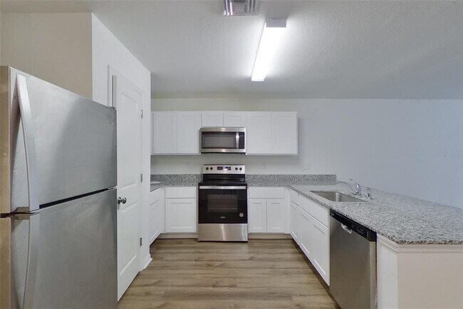 Building Photo - 3931 NW 45th Terrace