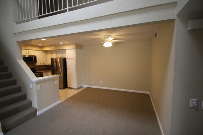 Building Photo - Centrally Located Condo at The Lakes of Carmel Valley!