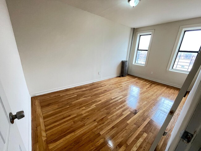 Building Photo - 229 W 232nd St