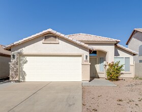 Building Photo - Charming 4-Bedroom Peoria Home with Private Pool – Great Location!