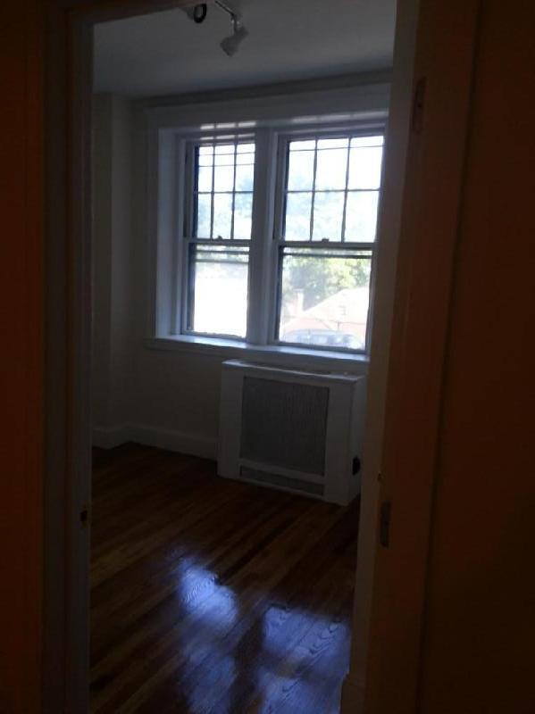 Building Photo - 2001 Commonwealth Ave