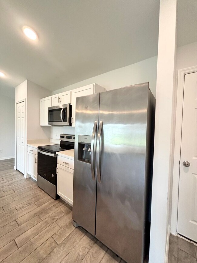 Building Photo - Have you ever wanted to live in a brand-ne...
