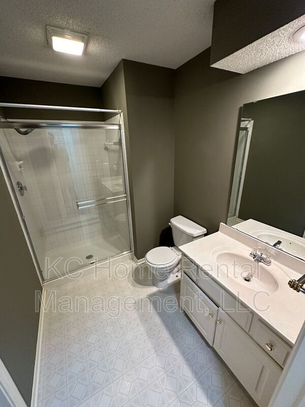 Building Photo - 11308 143rd Ter