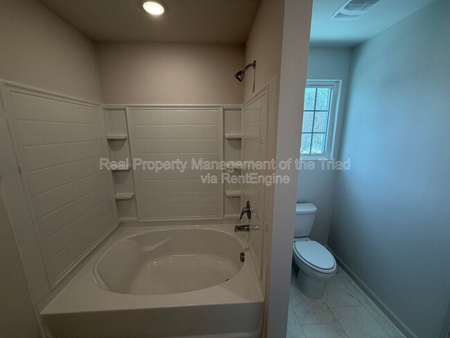 Building Photo - 3503 Marksbury Dr