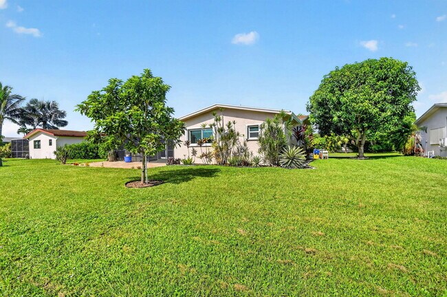 Building Photo - 14624 Country Side Ln