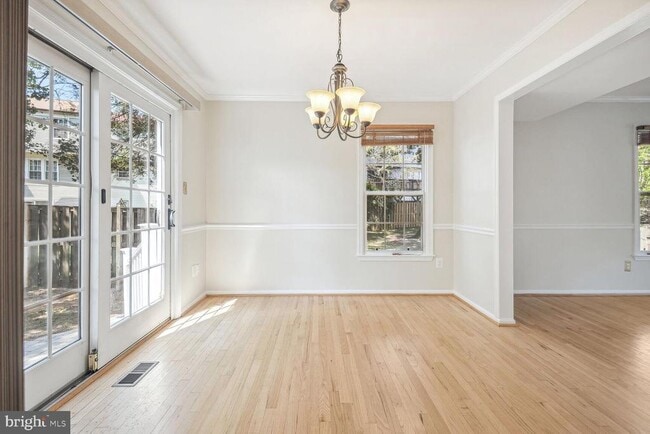 Building Photo - 2772 Knollside Ln