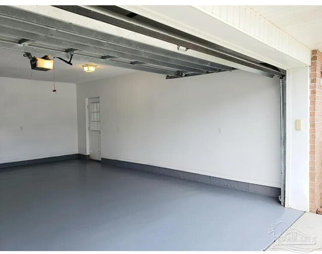 Building Photo - 1007 W Government St