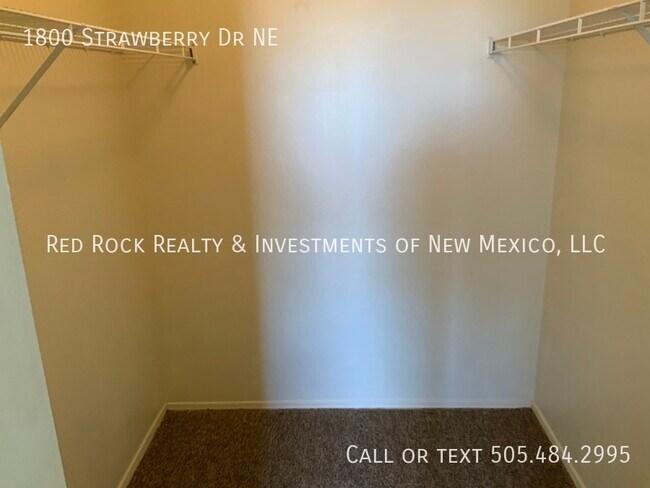 Building Photo - 1800 Strawberry Dr NE