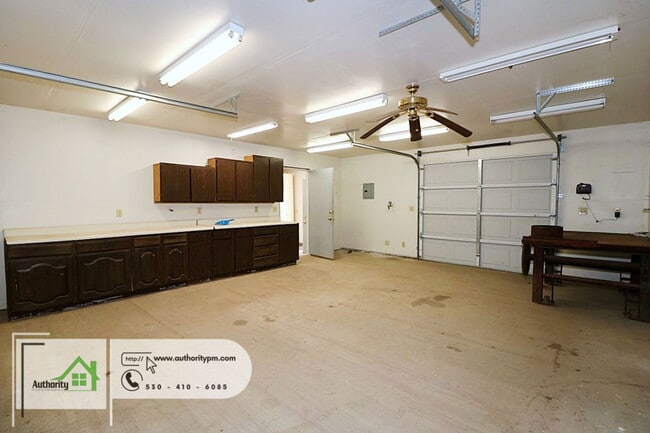 Building Photo - 4465 Red Bluff St