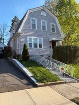 Building Photo - 118 4th St