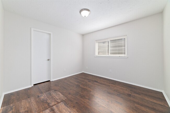 Building Photo - 7914 Tamayo Dr