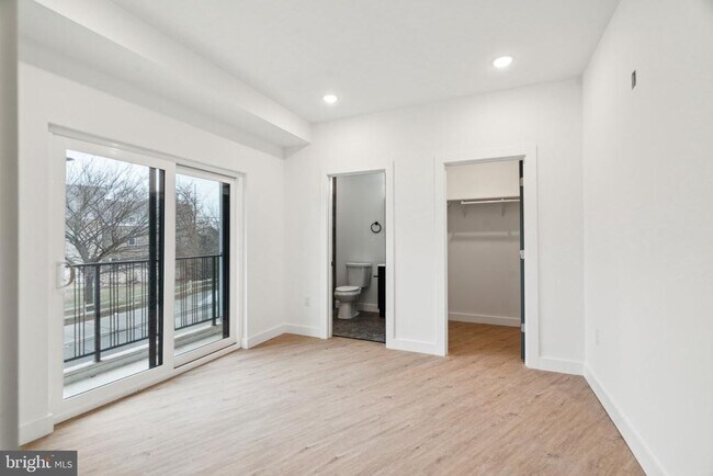 Building Photo - 4181 Mantua Ave
