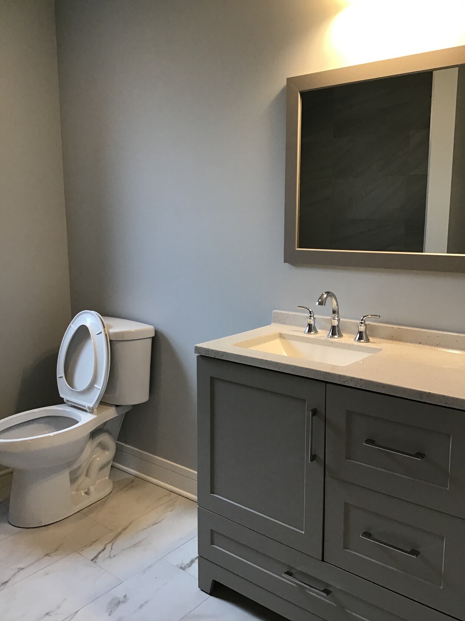 Building Photo - 8048 S Marshfield Ave