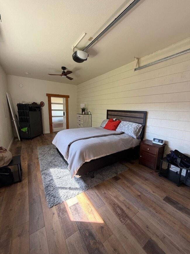 Building Photo - W Central Duplex