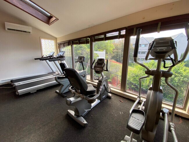 Building Photo - 101 Eastern Ave