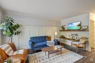 Building Photo - 252 Howle Ave