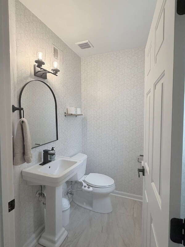 Building Photo - 978 Harrison Cir