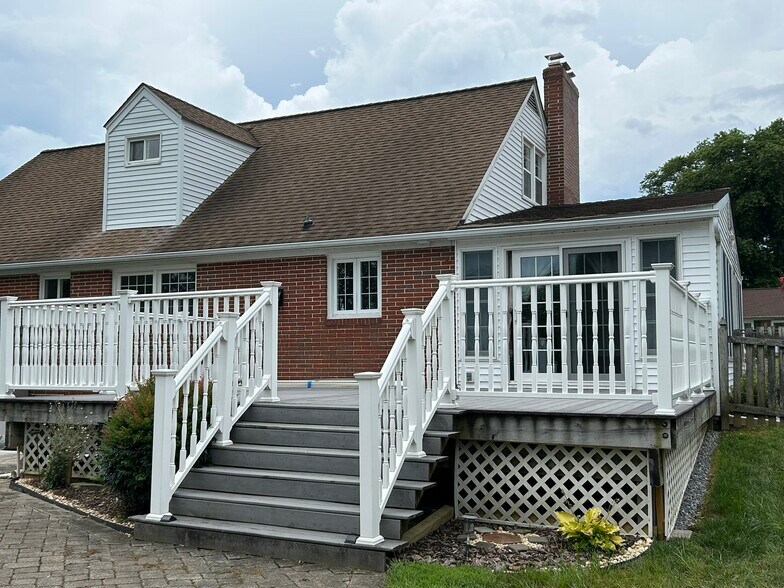 Building Photo - 708 Flintlock Dr