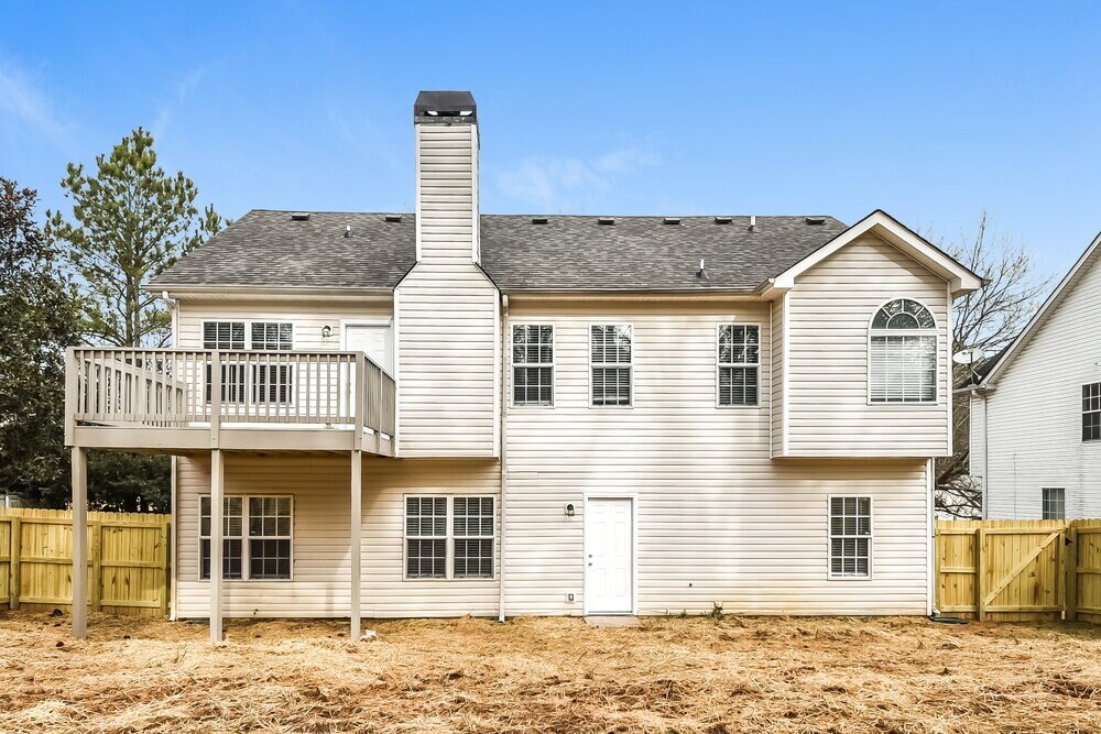 Building Photo - 2335 Alden Woods