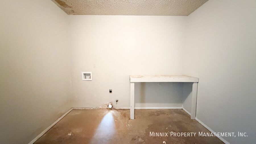 Building Photo - 7408 Fir Ave