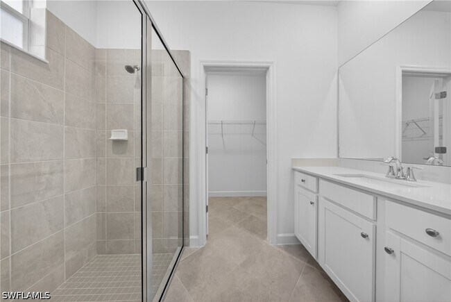 Building Photo - 20559 Hazelnut Ct