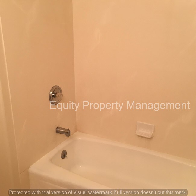 Building Photo - 7034 S 300 E