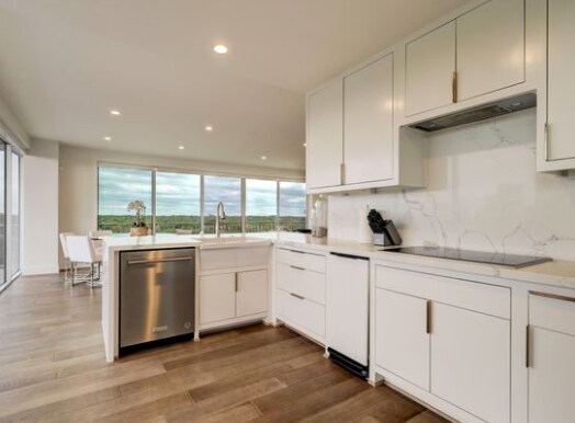 Building Photo - 2200 Willowick-102.F22