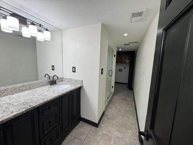 Building Photo - 7716 Champion Pines Dr