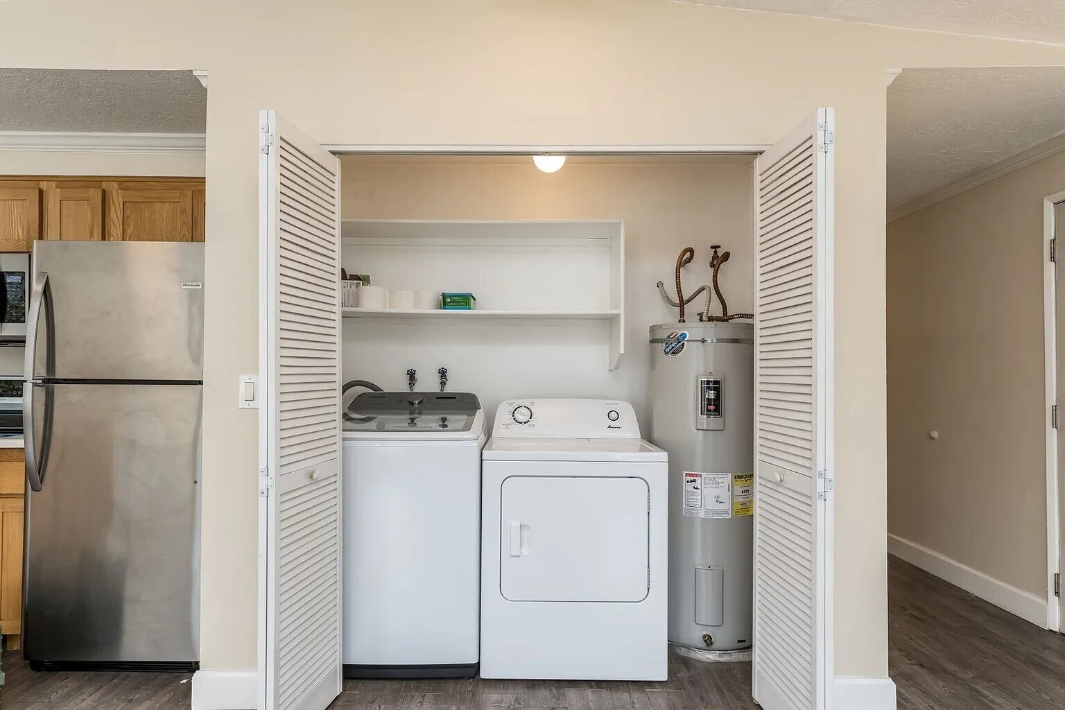 Laundry - 7022 SW Montauk Cir
