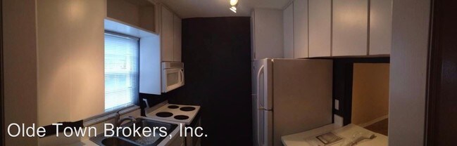 Building Photo - 2 br, 1.5 bath House - 621B E Amelia St.