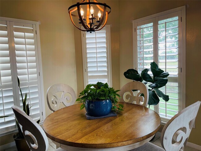 Building Photo - 21619 San Marino Dr